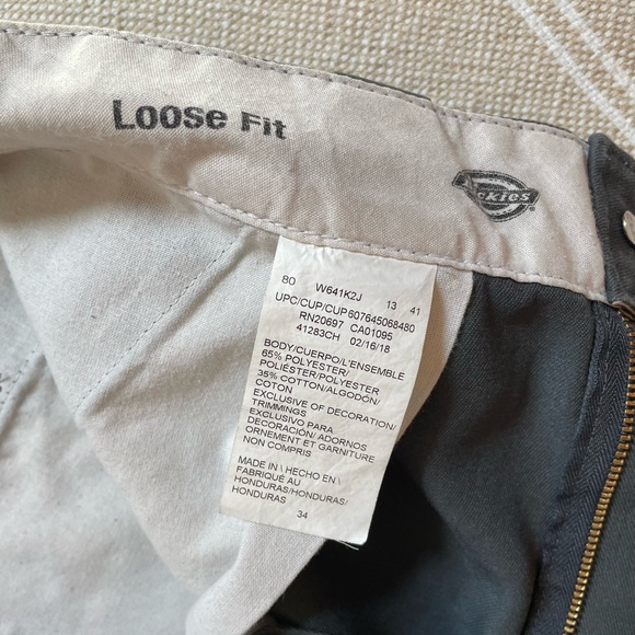 Dickies Men's charcoal sz34 work shorts "Loose Fit" - Picture 6 of 8